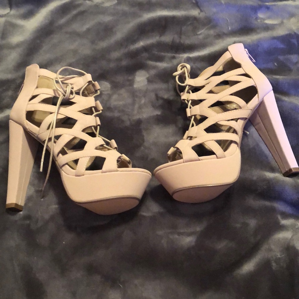 Bonnibell emillie 3 peep toe pump - Picture 5 of 6